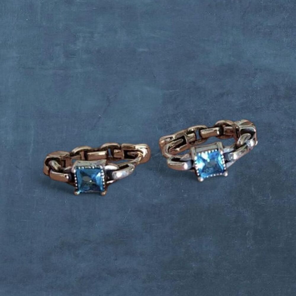 ꧁ᬊᬁ 90s minimalistic style silver hoop earrings ᬊ᭄꧂